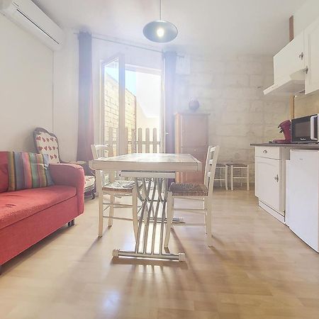 Apartmán Studio Climatise Corps Saints Avignon Exteriér fotografie